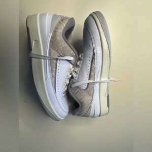 Nike White and Gray Sneakers Classic Design